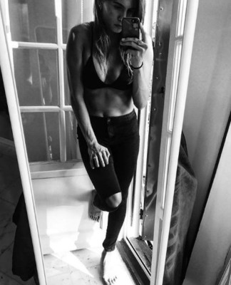 Las fotos íntimas de la mujer de Cassano que están dando de qué hablar en Italia