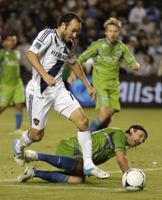 Galaxy manda goleado a casa al Seattle