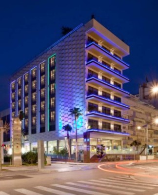 La vida de lujo de Messi en España: Una mansión, su colección de autos y un hotel de 26 millones de euros