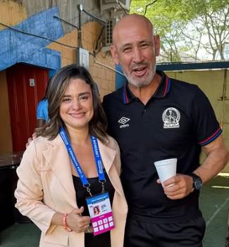 ¡Hermosuras! El Feriado Morazánico de las presentadoras de Honduras