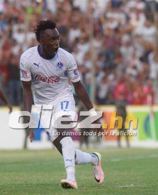 ¿Serán estas las últimas 15 fotos de Alberth Elis como jugador de Olimpia?