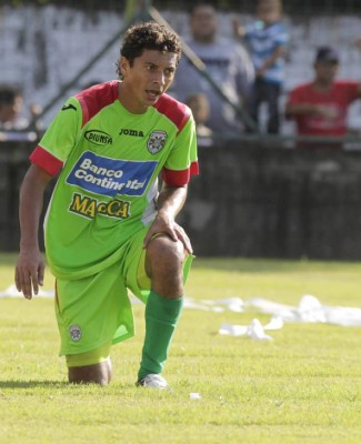 Jugadores hondureños que están al borde del retiro