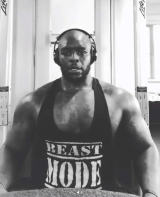 ¡Tremendo! El cambio físico de Adebayo Akinfenwa, el jugador más fuerte del mundo&nbsp;&nbsp;