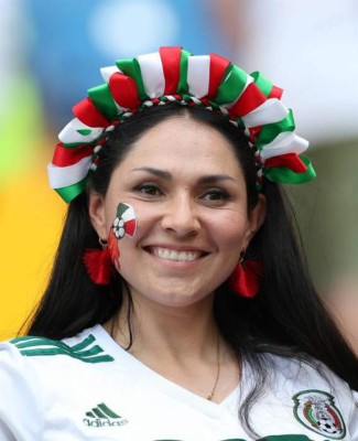 ¡Qué linduras! Hinchas mexicanas y coreanas se roban todos los focos en Rusia 2018