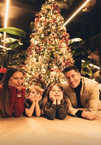 Así pasan la Navidad las grandes estrellas del fútbol: entrenando y el que se disfrazó de Papá Noel