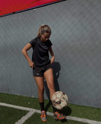 Así es Nuni Joya, la bella 'tiktoker' que nació en España y suspira por el Olimpia de Troglio