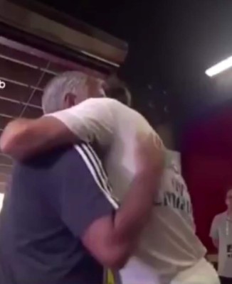 Lo que no se vio: Emotivo gesto de Mourinho con sus exjugadores del Real Madrid