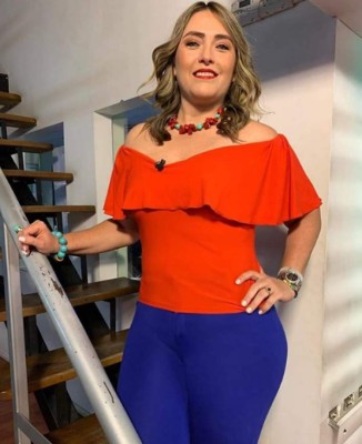 Entre muchas rosas: Así pasaron San Valentín las presentadoras hondureñas