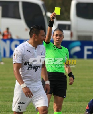 FOTOS: Así fue el debut de Melissa Pastrana en la Liga Nacional de Honduras