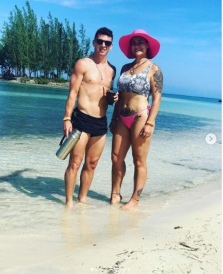 ¿Y este duelo quién lo gana? Las bellas novias y esposas de los jugadores de Tigres y Olimpia