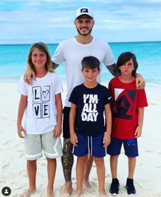 Wanda Nara luce su cuerpazo en las vacaciones navideñas con Icardi en las Maldivas