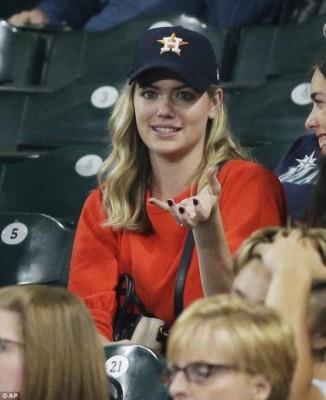 ¡Espectacular! La guapa Kate Upton celebró en grande el título de los Astros