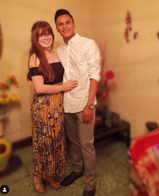 Conoce a Iving Bruni, la hermosa pelirroja que se robó el corazón de Denil Maldonado