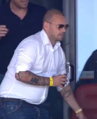 Impactante: Así luce ahora Wesley Sneijder a dos semanas de anunciar su retiro