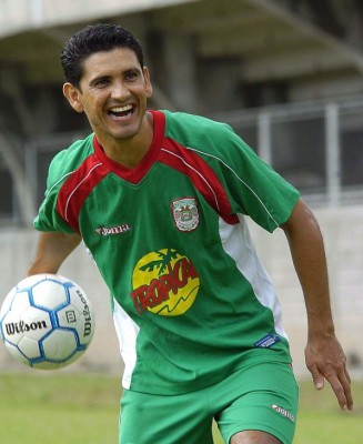 ¿Qué pasó con Yustin Arboleda? Rolin Peña brinda su 11 histórico del Marathón