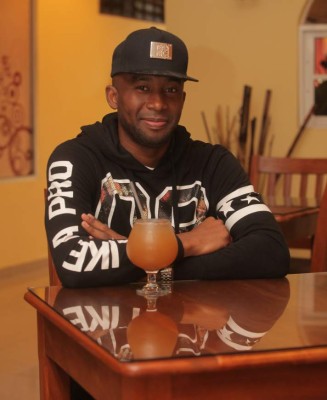 Al delantero Jerry Palacios en Tocoa lo tratan como actor de Hollywood