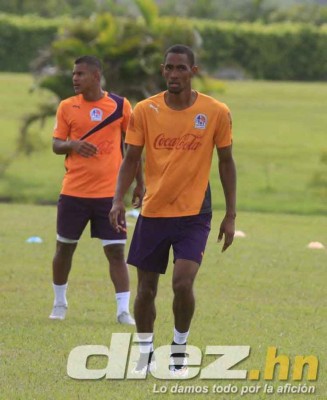 Primer entrenamiento de Jerry Bengtson con Olimpia