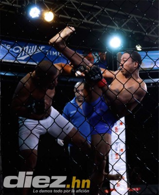 Espectacular velada de artes marciales mixtas de la HFL