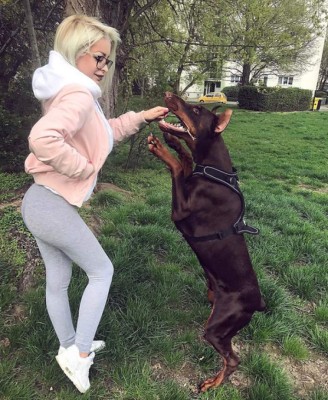 Katja Krasavice, la nueva tentación de Mario Balotelli