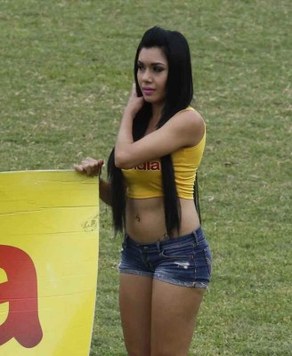 ¡MUÑECAS! Las chicas que embellecieron la previa del Marathón-Vida