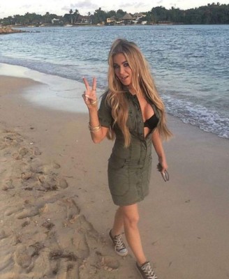 Así se ve Carmen Electra a sus 48 años, una de las dos mil novias de Dennis Rodman