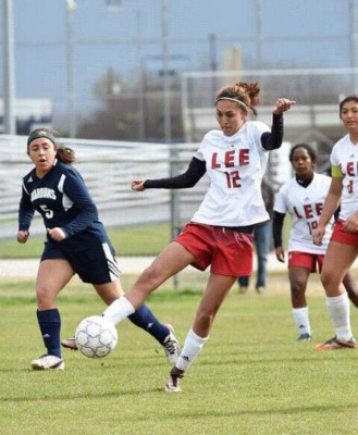 Katterin Díaz, la hondureña que es futbolista profesional y modelo en EUA