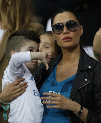 EN FOTOS: Las estrellas que adornan el Olímpico de Kiev para la final de Champions