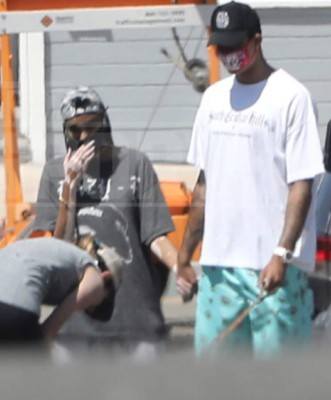 Winnie Harlow, preciosa modelo que padece de vitiligo, es 'cazada' con famoso deportista