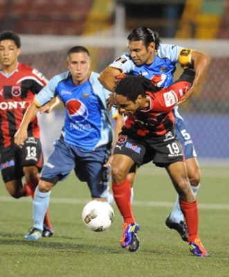 Los 11 futbolistas con más expulsiones en la historia de la Liga Nacional