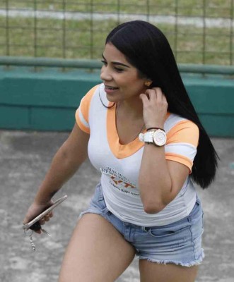 ¡MUÑECAS! Las chicas que embellecieron la previa del Marathón-Vida