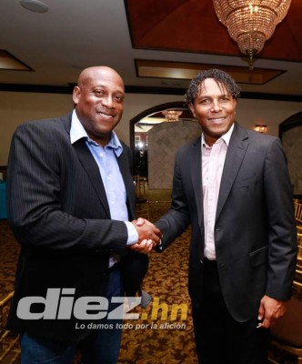 La trayectoria de Carlos Pavón en imágenes