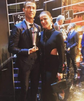 Así es Elma, la hermana de Cristiano Ronaldo que incendió las redes por un posteo contra Messi