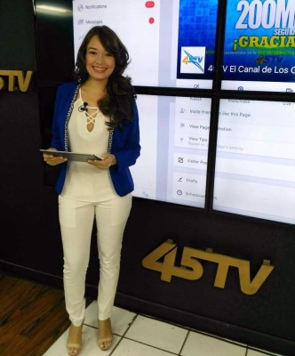 Las presentadoras de TV deslumbran con su belleza en los desfiles patrios