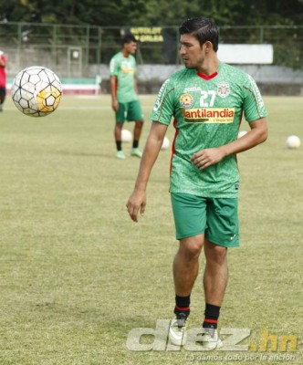 RUMORES Y FICHAJES: Motagua suma su primer alta y Olimpia tendrá técnico mañana