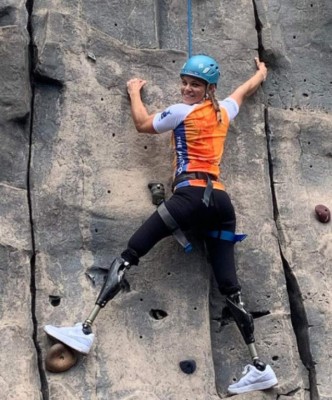 La impactante confesión de Oksana Masters: marcada por la explosión de Chernobyl y sufrió abusos en un orfanato