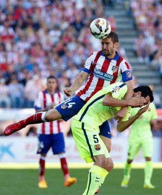 Barcelona campeón de la liga española tras vencer 1-0 a Atlético de Madrid