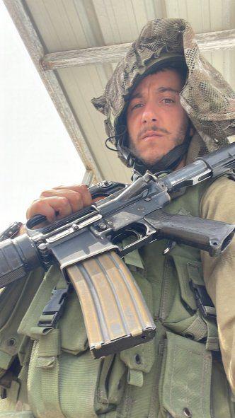 Argentino que está combatiendo en la guerra de Israel y Palestina sorprende al hablar de Pedro Troglio