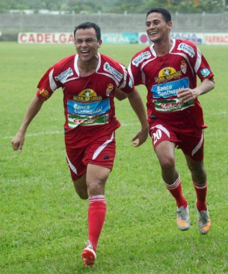 Aumenta el número de futbolistas que se han retirado en silencio en Honduras