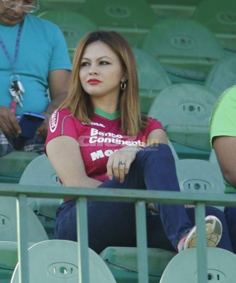 ¡MAMIS! Las chicas que iluminaron con su belleza el estadio Yankel Rosenthal
