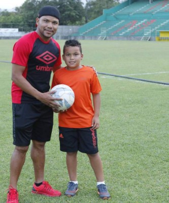 Los hijos de jugadores de Honduras que podrían seguir sus pasos