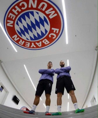 Las imágenes que no se vieron por TV: El frío saludo de Zidane y Ancelotti al final