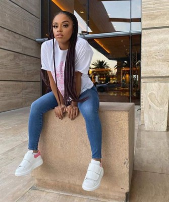 Floyd Mayweather le regala a su hija de navidad un Mercedes-Benz de 180 mil dólares