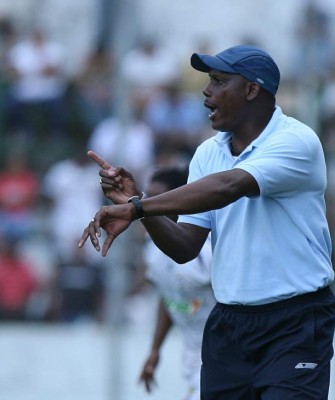 Larga lista de técnicos que pasaron por Platense para volver a una final