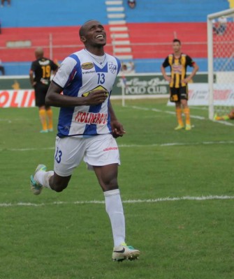 TOP: Este es el 11 de jugadores hondureños que están en paro