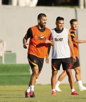 Mercado de fichajes 2020: Futbolistas reconocidos que cambiaron de equipo y quizá no te diste cuenta