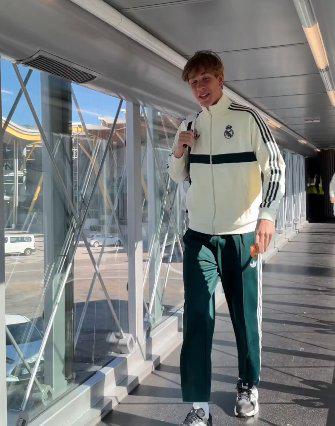 De huir de la guerra y dejar a su mamá a reemplazo de Courtois ante Barcelona