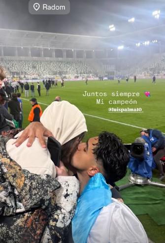 Beso de campeón y con champán: así festejó Luis Palma tras el título en Polonia