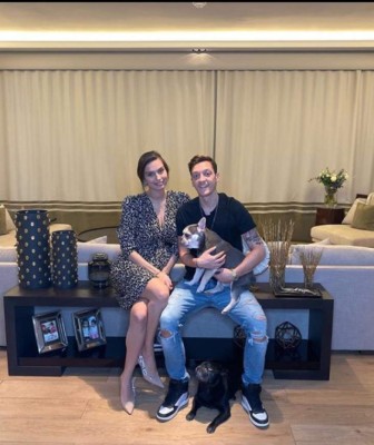Así es la millonaria vida de Mesut Özil pese a ser marginado en el Arsenal: Autos y su mansión
