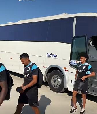 Así fue el segundo día de trabajo de la Selección de Honduras: El jugador que se incorporó y entrenaron a puerta cerrada