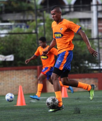 RUMORES/FICHAJES: Real España confirma dos altas y Olimpia presta jugador